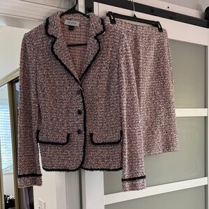 St John Pink and Navy blue Tweed Blazer size 6 and Skirt size M